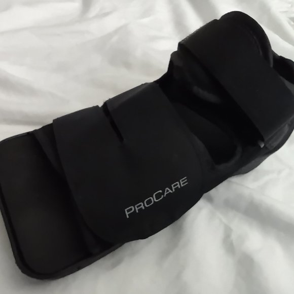 ProCare Squared Toe Post-Op Shoe - Picture 1 of 5